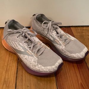 Brooks Levitate 3-Super cute purple, coral and gray design